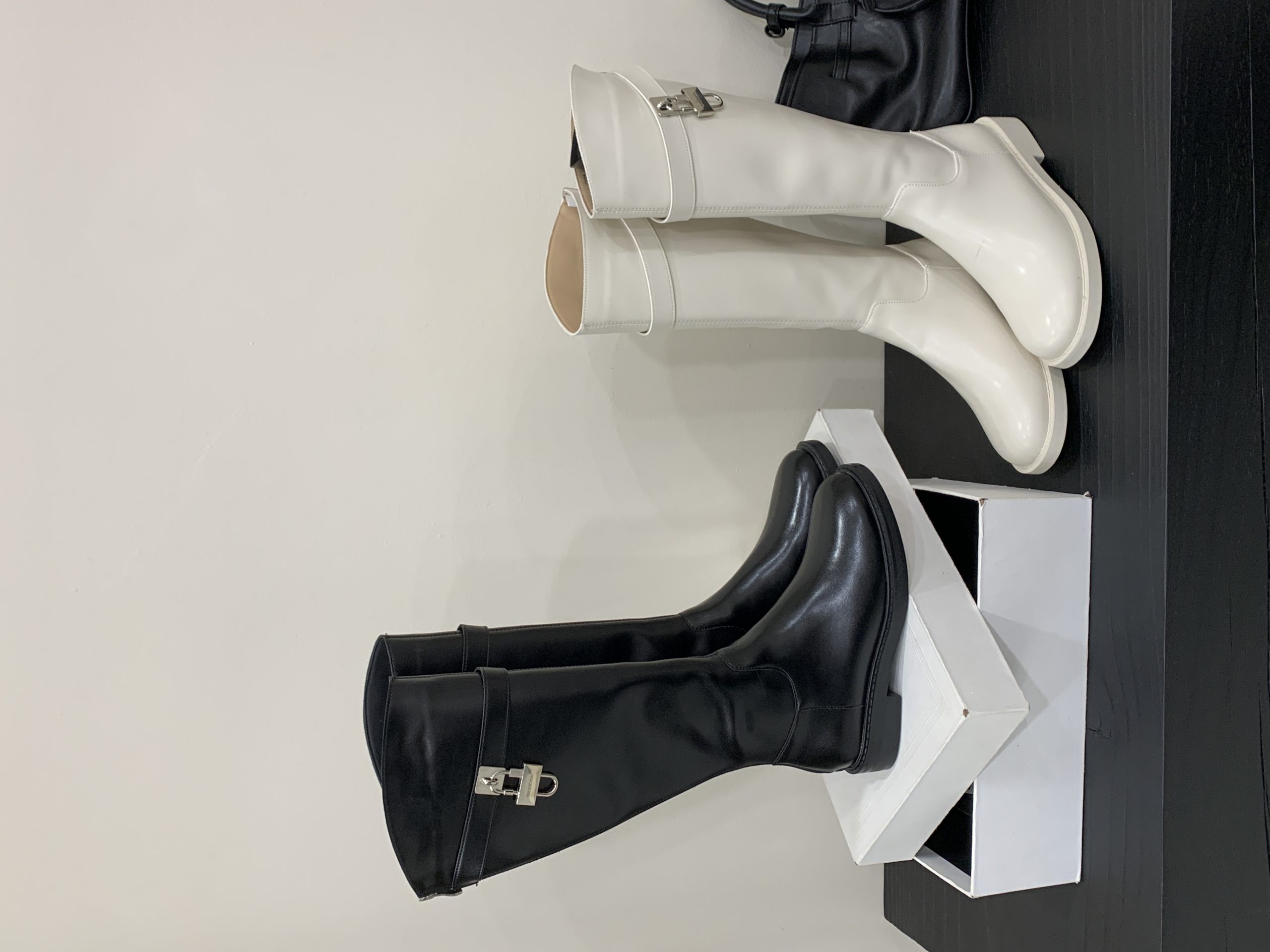 2025 New Niche Design Knight Boots Slim Fit Square Toe Flat High Tube Fashion Women's Boots