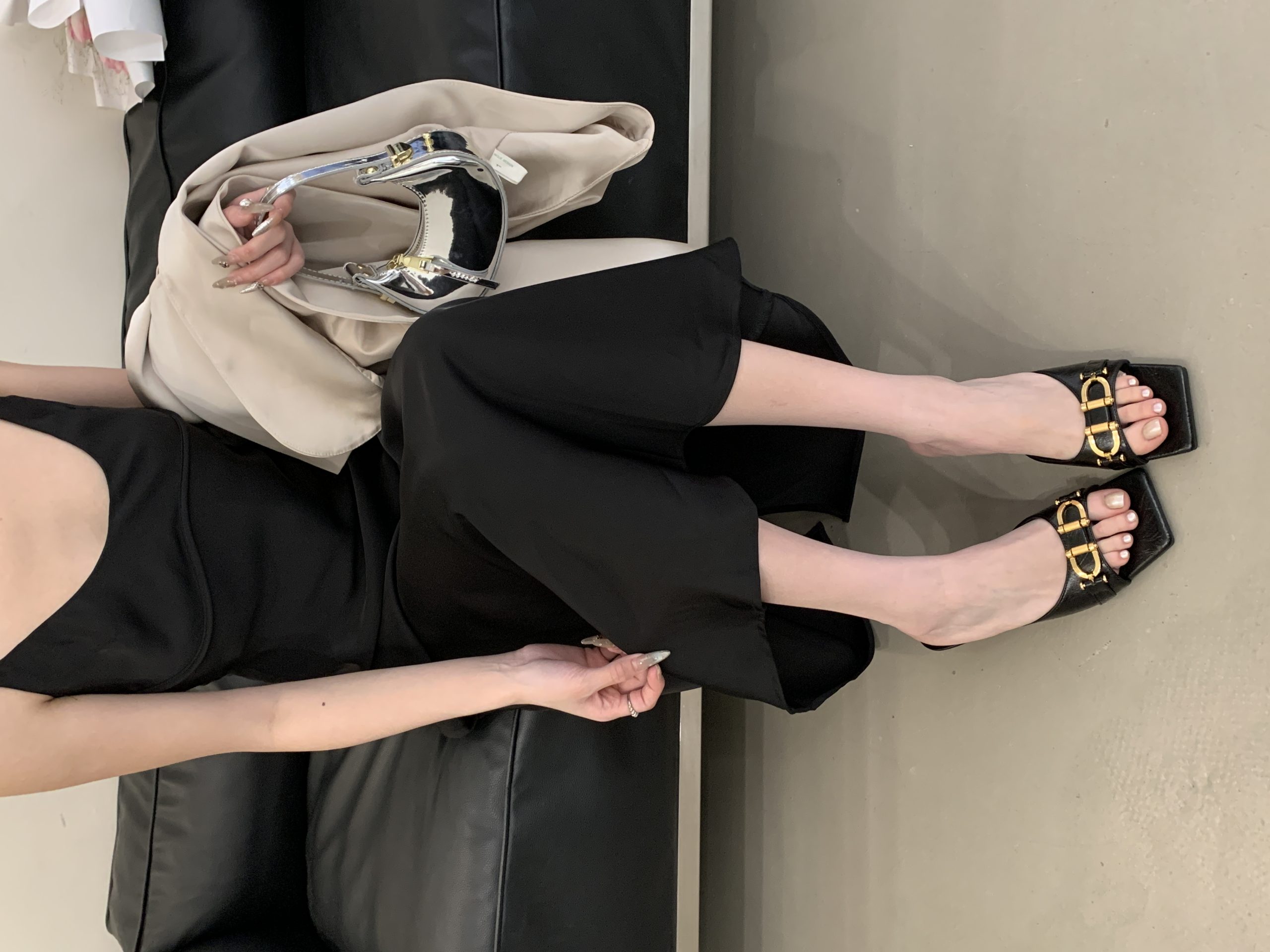 2025 Summer New French Square Toe Open Toe Thin Heel Mid Heel Slippers Women's Buckle Sandals