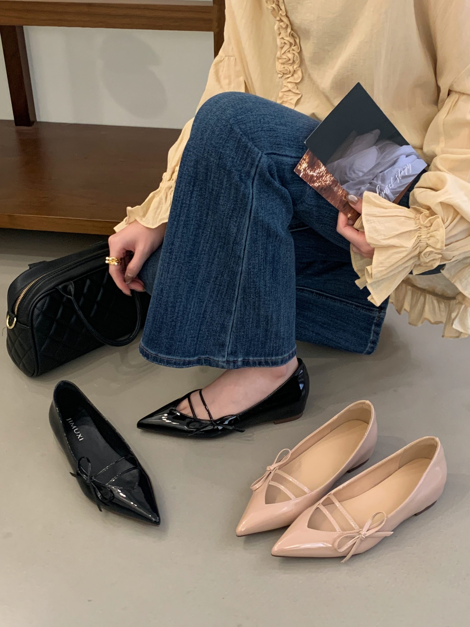 2026 New Autumn French Style Low Heel Patent Leather Bow Hollow Pointed Toe Inner Height Increase Women's Shoes