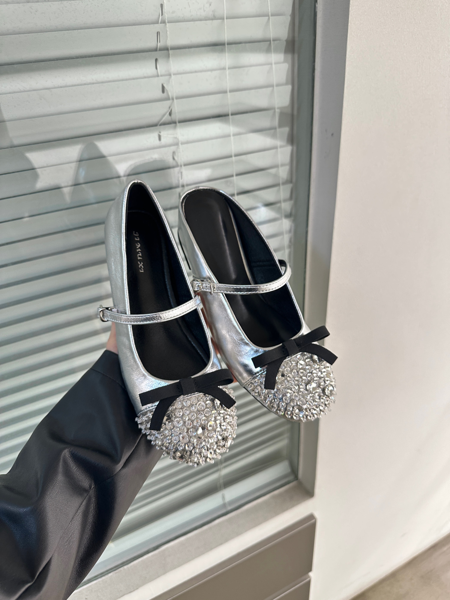 2026 New Beaded Silver Mary Jane Flat Low Top Shoes with Inner Height Increase Wedge Heel Half Slippers Women