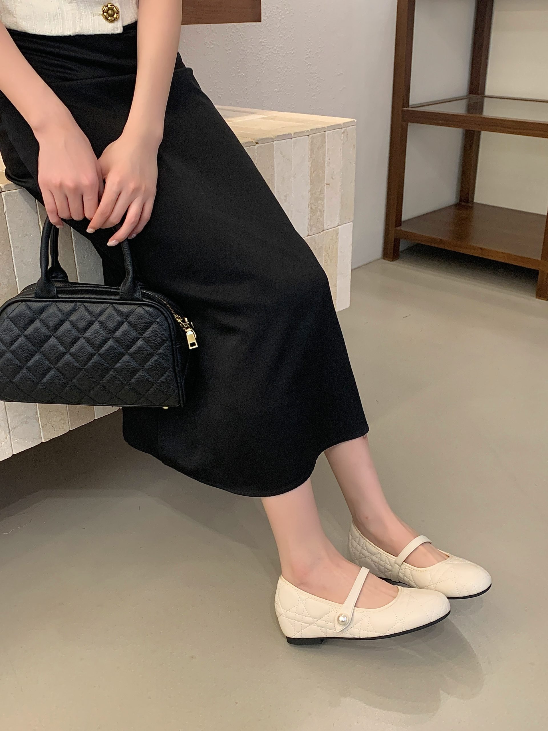2026-new-spring-diamond-pattern-french-mary-jane-shoes-with-hidden-heel-comfortable-low-heel-womens-shoes_2 2026 New Spring Diamond Pattern French Mary Jane Shoes with Hidden Heel Comfortable Low Heel Women's Shoes