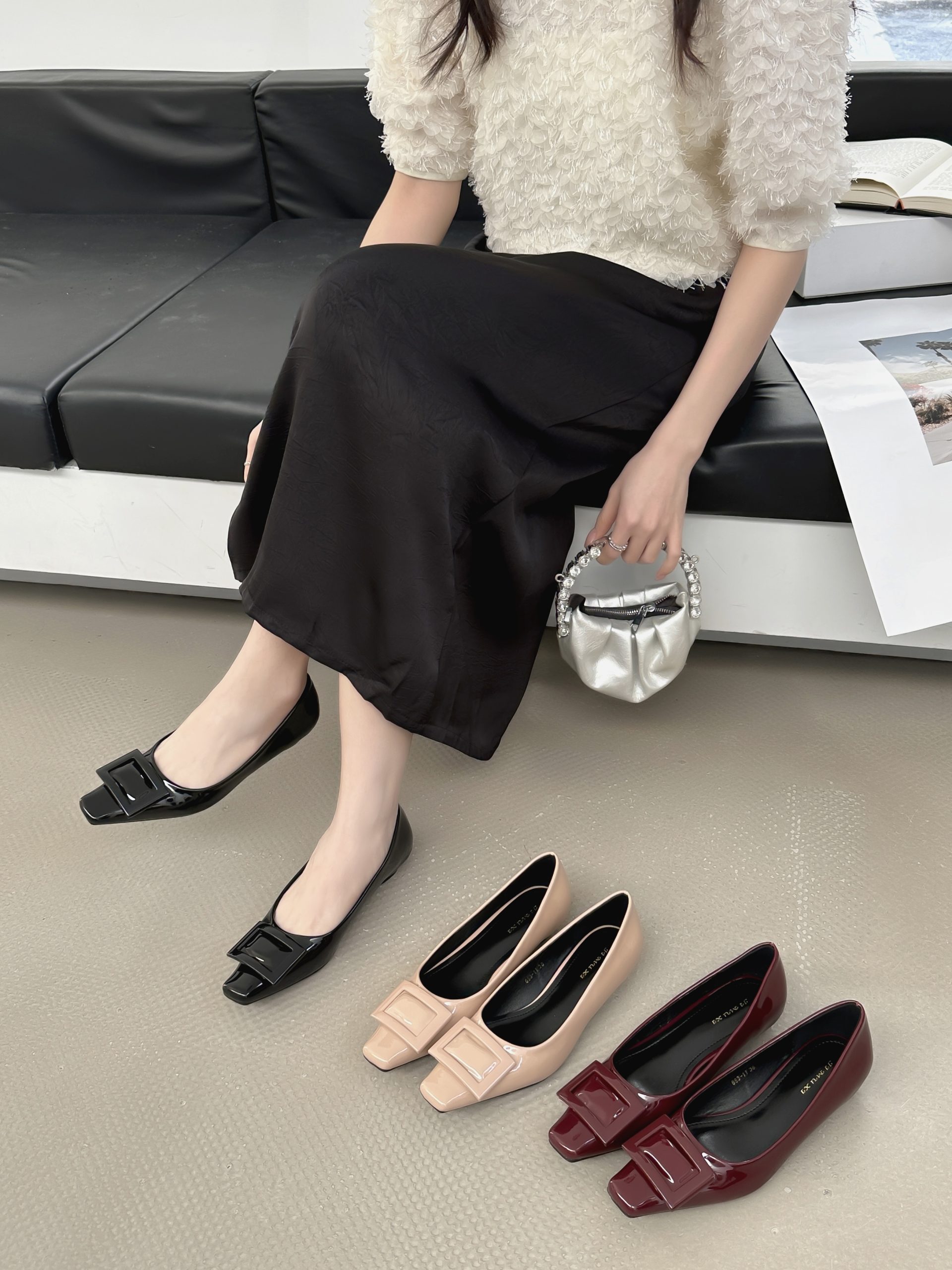 2026 Spring Autumn New Patent Leather Low Heel Square Toe Women's Flat Shoes