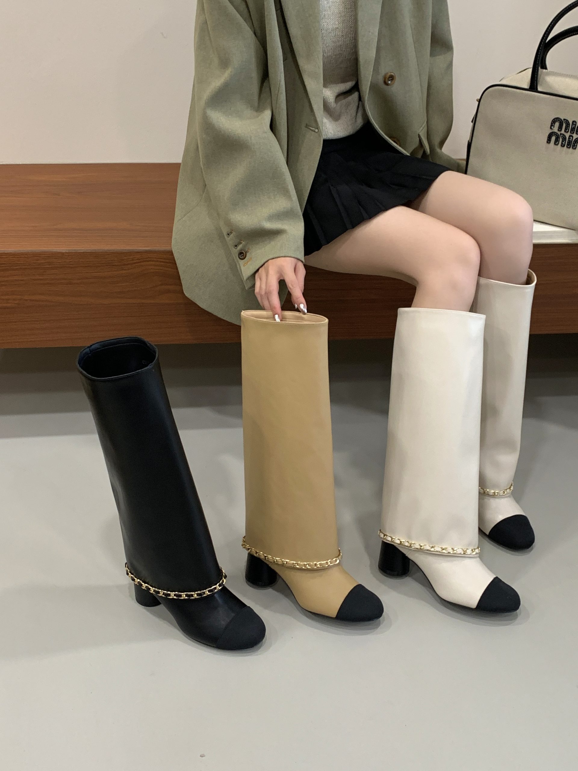 Chanel Style Round Toe Color Block Riding Boots 2025 Autumn New Trendy Chunky Heel High Tube Boots for Women