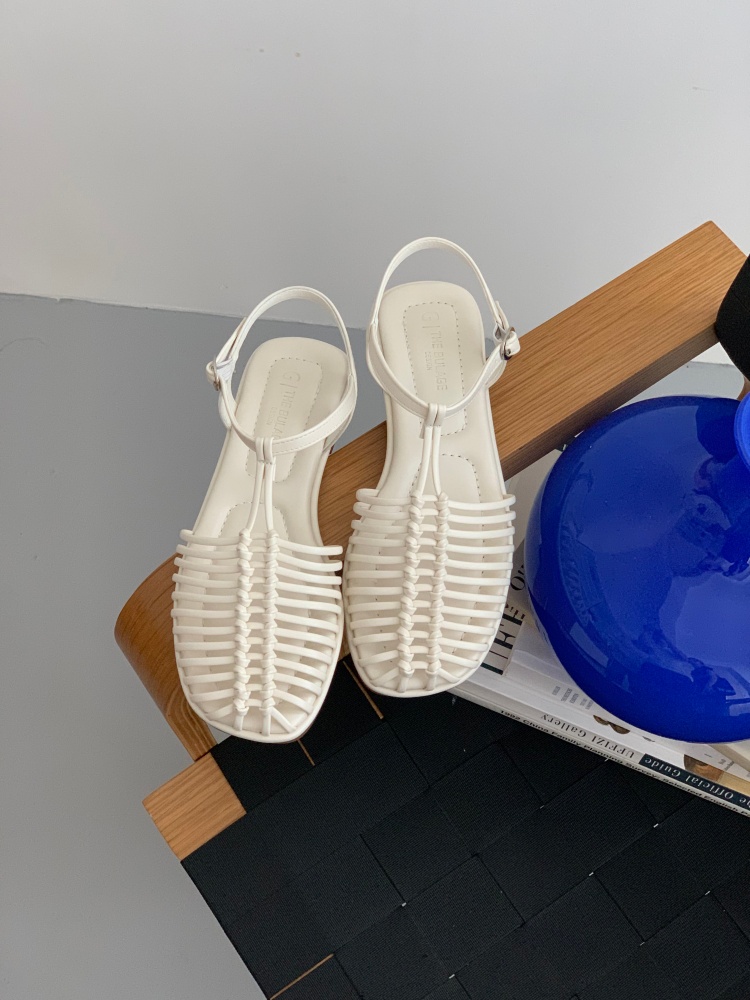 Gold Woven T-Strap Roman Sandals for Women 2026 Summer New Retro Closed Toe Hollow Soft Leather Backless Sandals