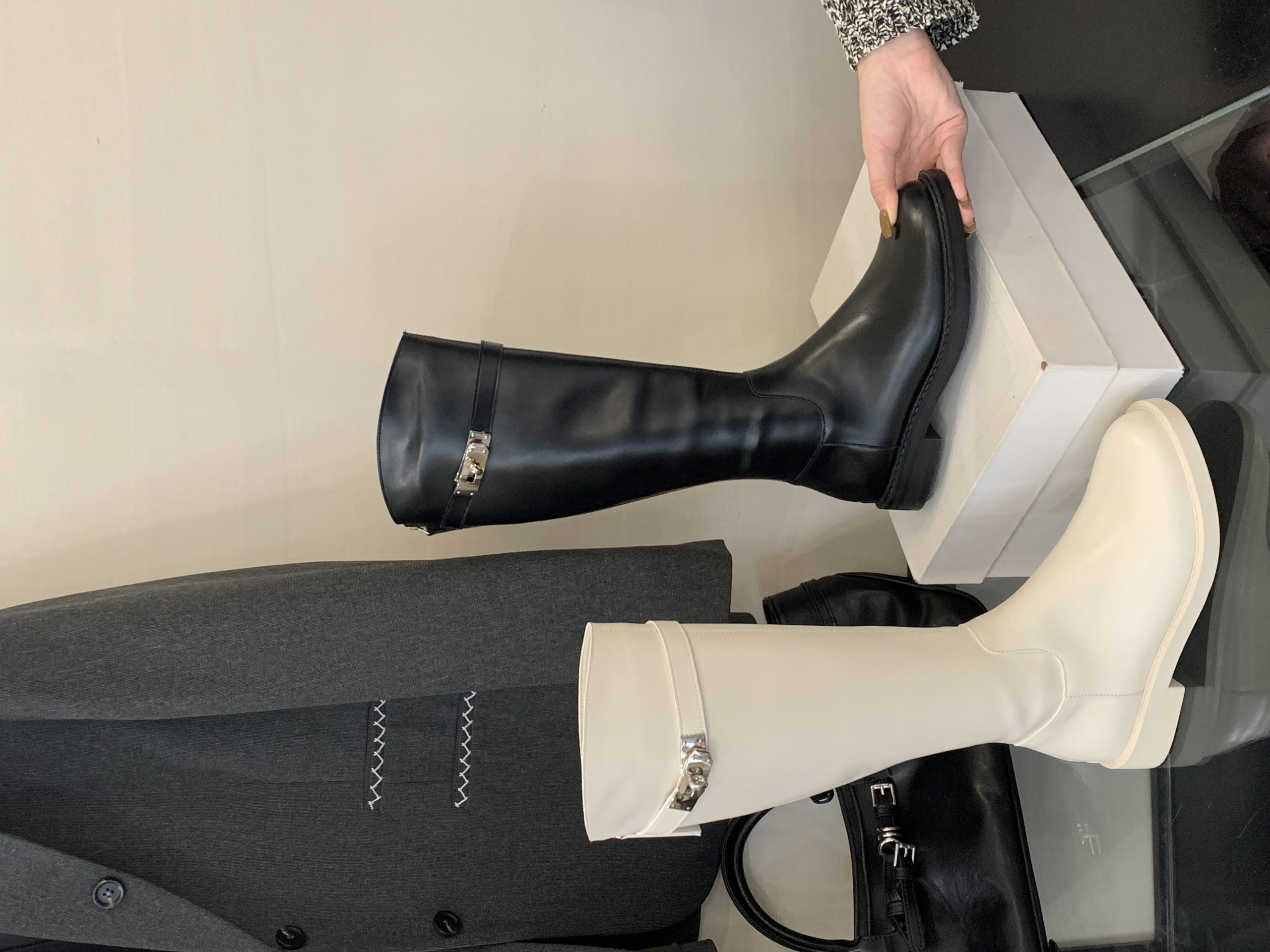 Niche Design Knight Boots 2025 New Slim Fit Square Toe Flat High Top Fashion Boots for Women