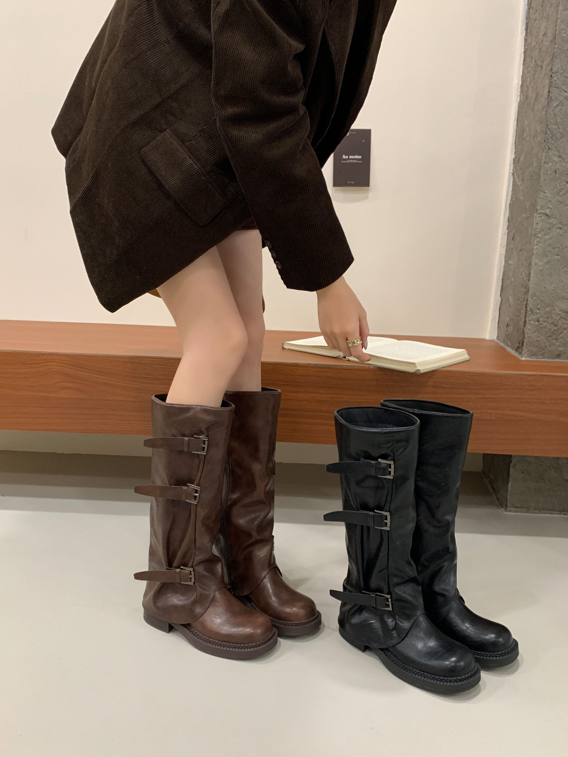 Niche Design Long Boots 2025 Autumn Winter New Retro Tube Boots Pleated Stacked Chunky Heel High Boots